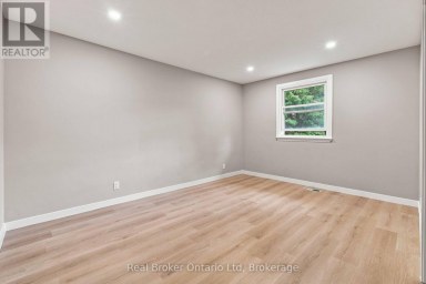 481 4TH 'A' STREET W Owen Sound Ontario photo 25