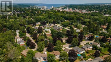 481 4TH 'A' STREET W Owen Sound Ontario photo 37