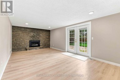 481 4TH 'A' STREET W Owen Sound Ontario photo 6