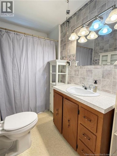 2467 Route 118, McKinleyville, New Brunswick, E9E2H4