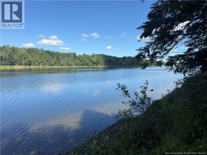 2467 Route 118, McKinleyville, New Brunswick, E9E2H4