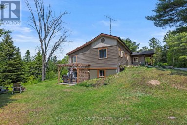 1009 SUMMERVILLE ROAD Highlands East (Glamorgan) Ontario photo 3