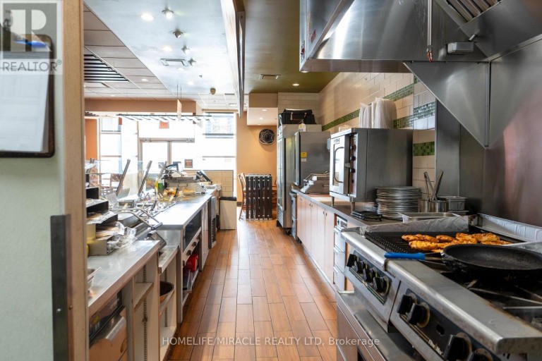 G-5 - 26 WILLIAM KITCHEN ROAD, Toronto (Dorset Park), Ontario, M1P5B7