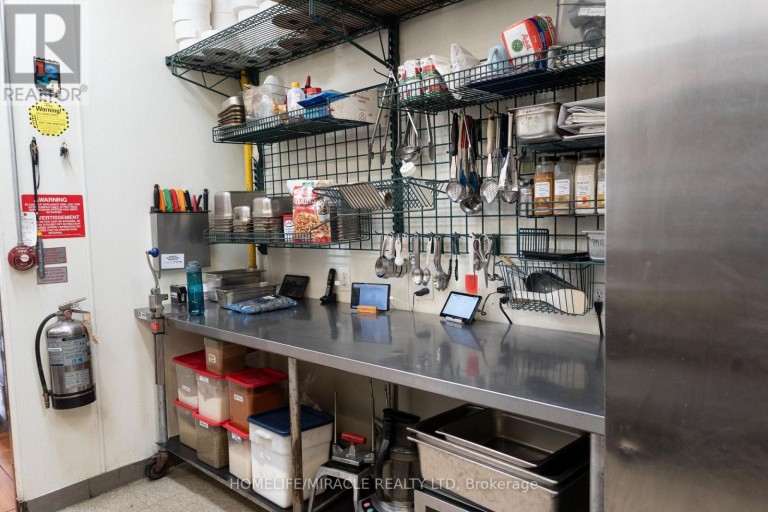 G-5 - 26 WILLIAM KITCHEN ROAD, Toronto (Dorset Park), Ontario, M1P5B7