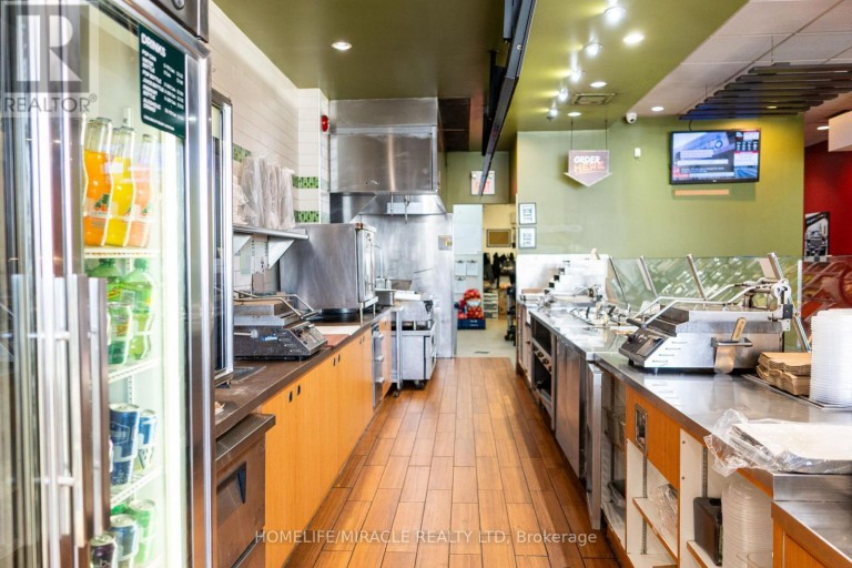 G-5 - 26 WILLIAM KITCHEN ROAD, Toronto (Dorset Park), Ontario, M1P5B7