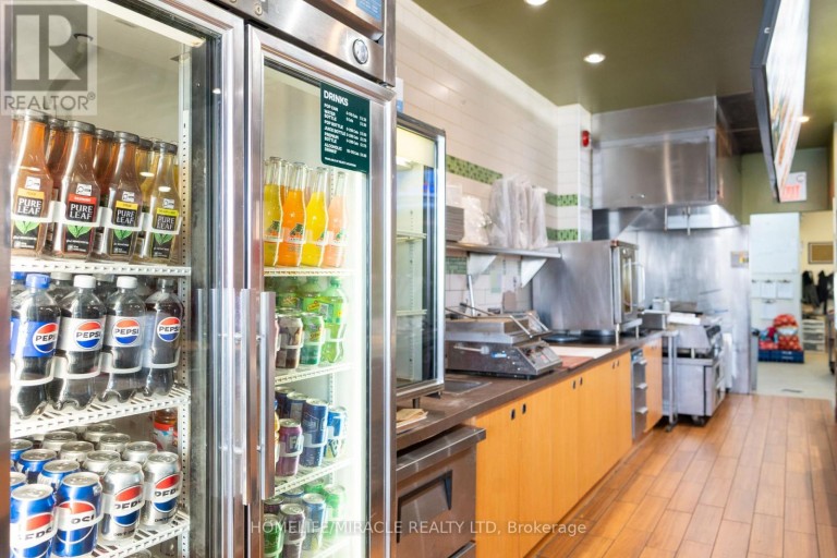 G-5 - 26 WILLIAM KITCHEN ROAD, Toronto (Dorset Park), Ontario, M1P5B7