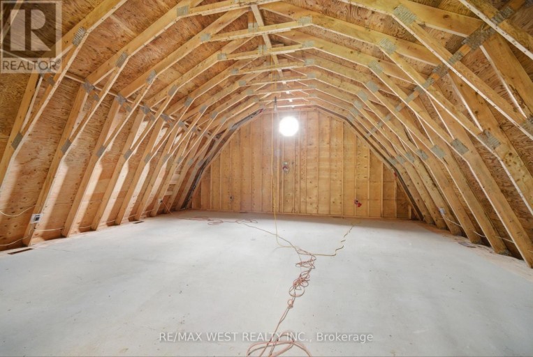 61 ANTIGUA DRIVE, Wasaga Beach, Ontario, L9Z2S3