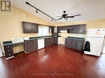 169 HOWEY STREET Red Lake Ontario photo 6
