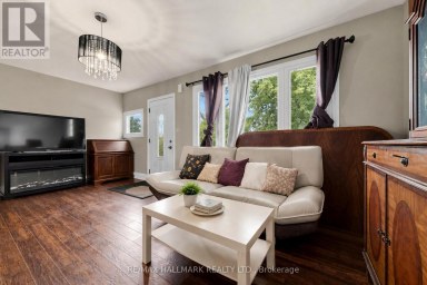 9771 BEACHWOOD ROAD Collingwood Ontario photo 5