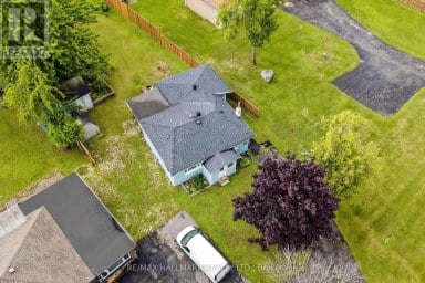 9775 BEACHWOOD ROAD Collingwood Ontario photo 2