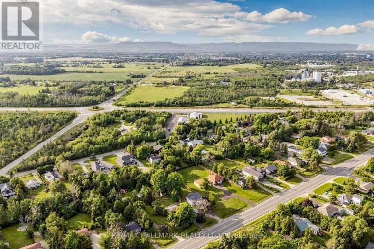 9775 BEACHWOOD ROAD, Collingwood, Ontario, L9Y3Z1