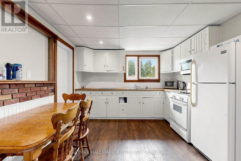 9775 BEACHWOOD ROAD, Collingwood, Ontario, L9Y3Z1