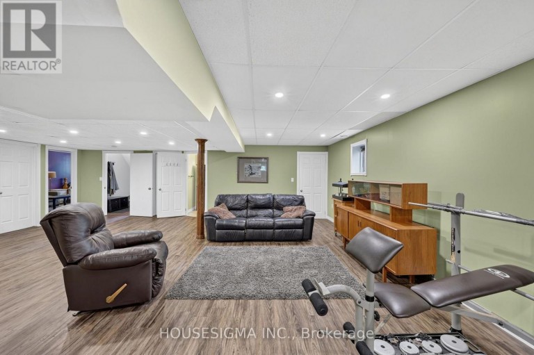 123 FERNBROOK DRIVE, Wasaga Beach, Ontario, L9Z1G6