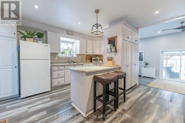 13 POTTERS ROAD N, Tillsonburg, Ontario, N4G2G9