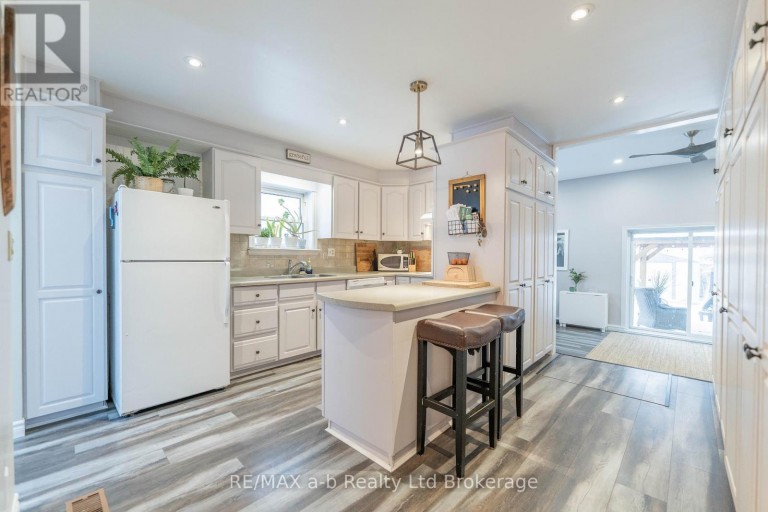 13 POTTERS ROAD N, Tillsonburg, Ontario, N4G2G9