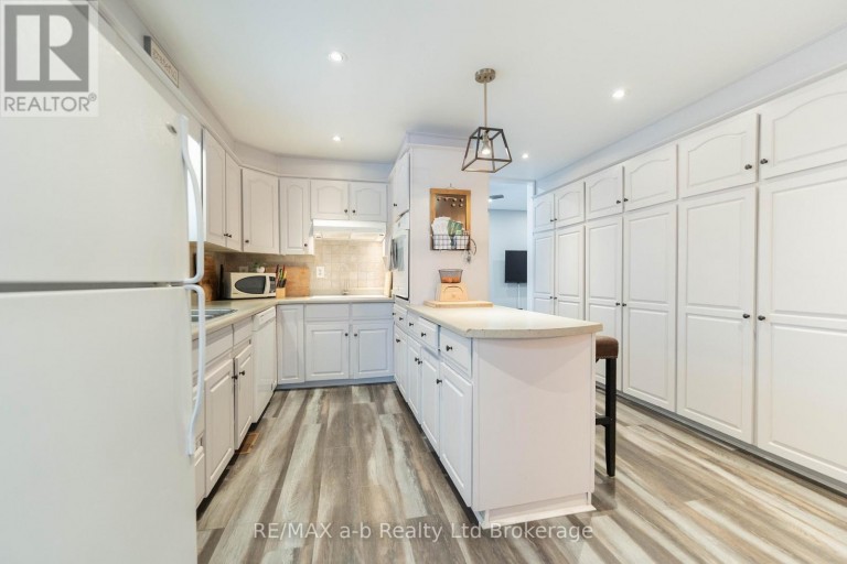 13 POTTERS ROAD N, Tillsonburg, Ontario, N4G2G9