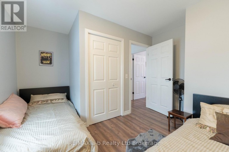 13 POTTERS ROAD N, Tillsonburg, Ontario, N4G2G9