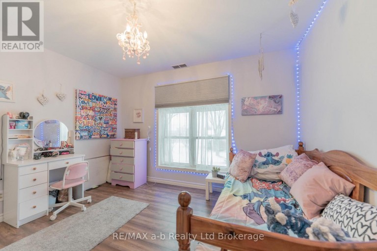 13 POTTERS ROAD N, Tillsonburg, Ontario, N4G2G9