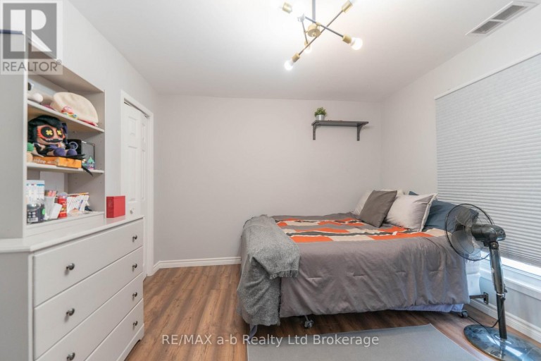 13 POTTERS ROAD N, Tillsonburg, Ontario, N4G2G9