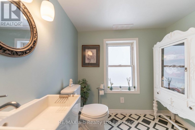 13 POTTERS ROAD N, Tillsonburg, Ontario, N4G2G9