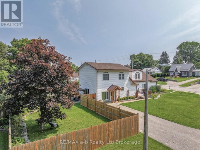 13 POTTERS ROAD N, Tillsonburg, Ontario, N4G2G9
