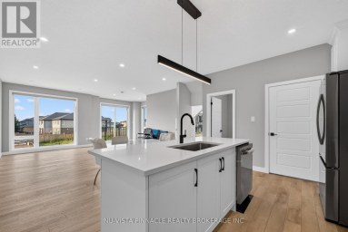 8 - 3103 PETTY ROAD London South (South W) Ontario photo 23