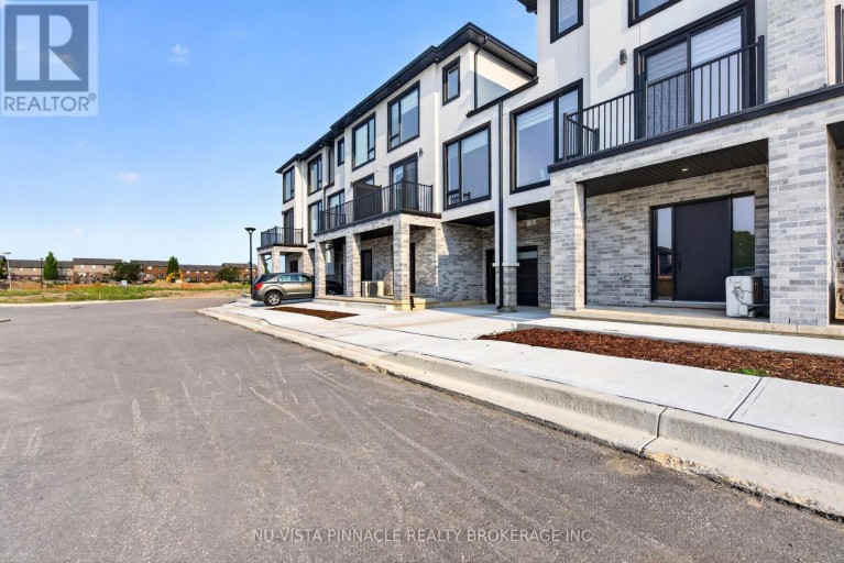 14 - 3103 PETTY ROAD, London South (South W), Ontario, N6L0K1