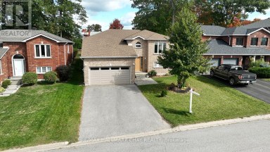 139 WAWINET STREET Midland Ontario photo 1