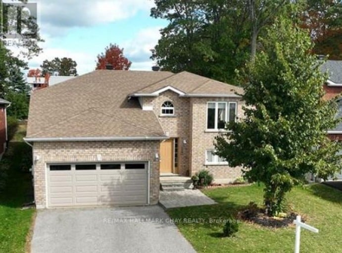139 WAWINET STREET, Midland, Ontario, L4R5A9