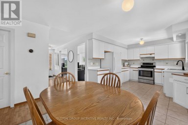 6 RIVERDALE DRIVE Wasaga Beach Ontario photo 13