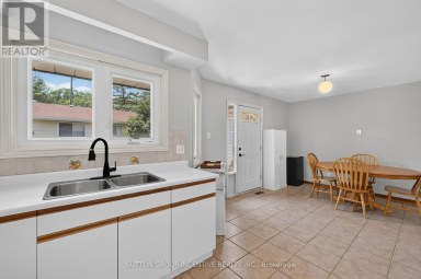 6 RIVERDALE DRIVE Wasaga Beach Ontario photo 16