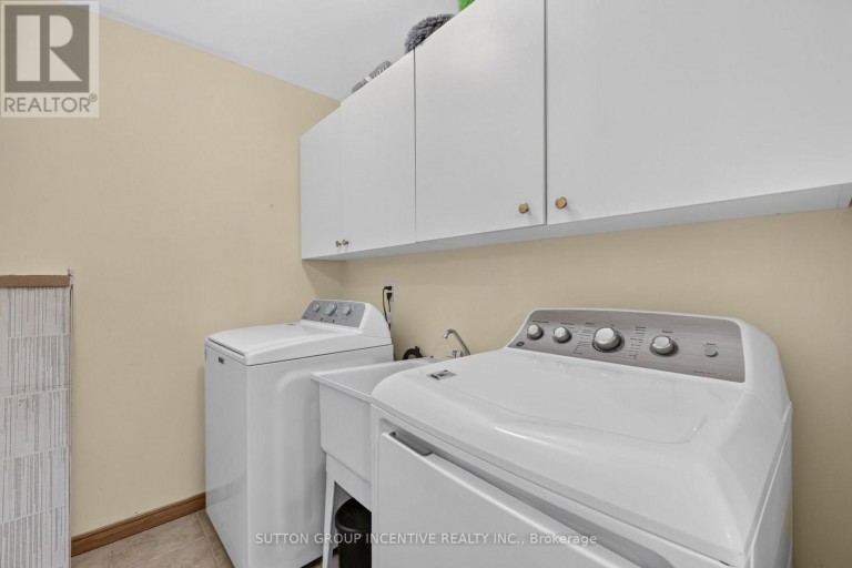 6 RIVERDALE DRIVE, Wasaga Beach, Ontario, L9Z1E9