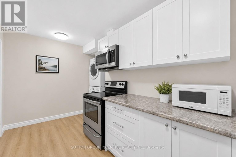 6 RIVERDALE DRIVE, Wasaga Beach, Ontario, L9Z1E9