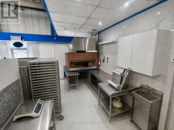 7-8 - 10501 WESTON ROAD Vaughan (Vellore Village) Ontario photo 4