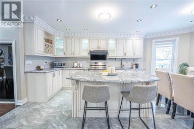 247 SAND Road Holland Landing Ontario photo 10