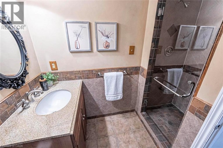 247 SAND Road, Holland Landing, Ontario, L9N1K1
