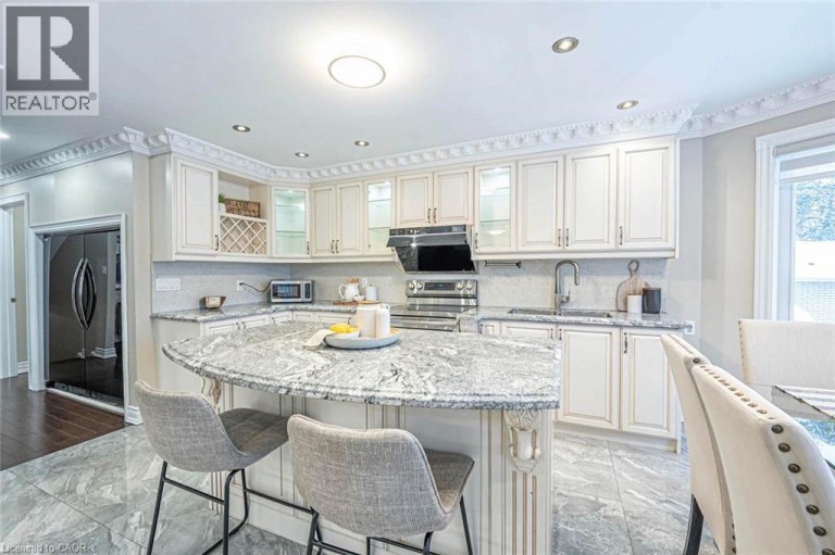 247 SAND Road, Holland Landing, Ontario, L9N1K1