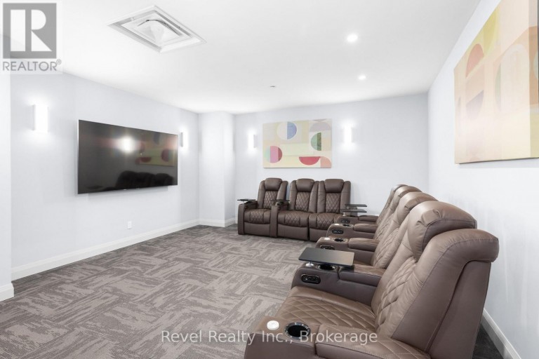 221 - 99 LOUISA STREET, Kawartha Lakes (Fenelon Falls), Ontario, K0M1N0