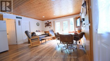 202 WHISKEY HARBOUR ROAD Northern Bruce Peninsula Ontario photo 11