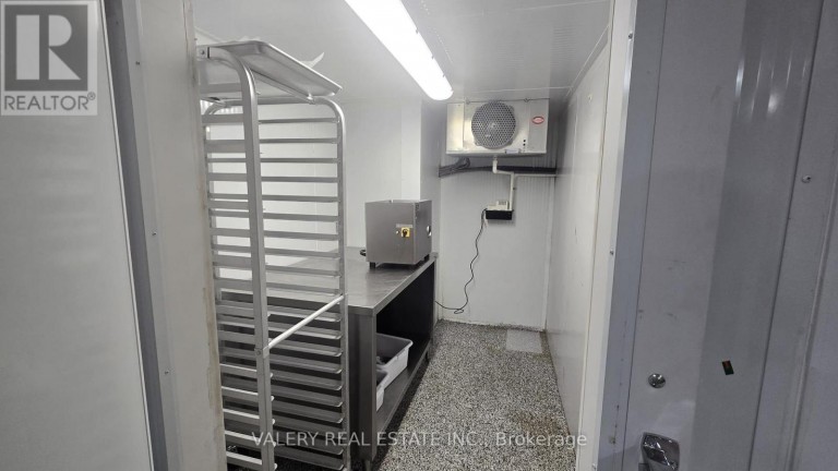 12A - 1125 DUNDAS STREET EAST STREET E, Mississauga (Applewood), Ontario, L4Y2C3