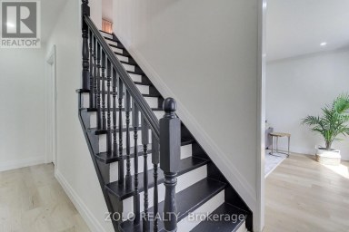 388 TERRY DRIVE Newmarket (Central Newmarket) Ontario photo 3