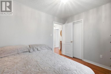 22 OCTOBER LANE Aurora (Aurora Grove) Ontario photo 22