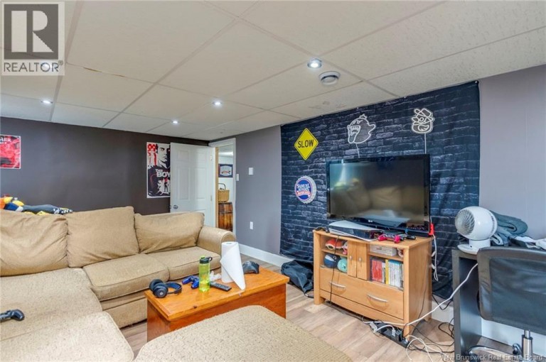 490 Lancaster Avenue, Saint John, New Brunswick, E2M2L7
