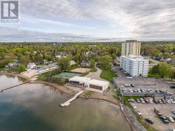 99 Pine ST # 202 Sault Ste. Marie Ontario photo 2
