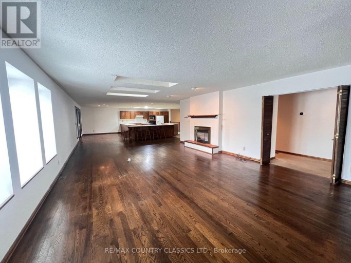 10 - 12 FLINT AVENUE, Bancroft (Bancroft Ward), Ontario, K0L1C0