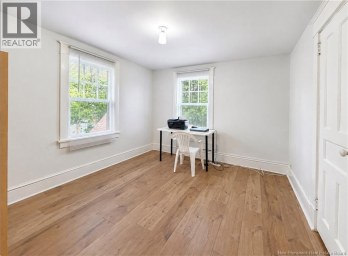 222 York Street Bathurst New Brunswick photo 24