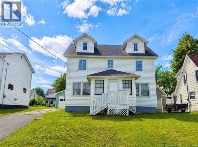 222 York Street, Bathurst, New Brunswick, E2A1H1