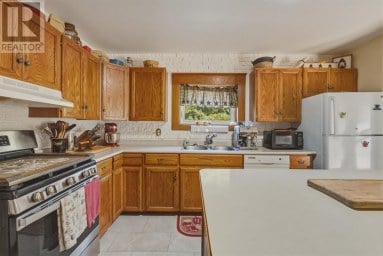 299 River ST Thessalon Ontario photo 10