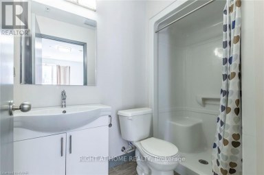 215 - 258B SUNVIEW STREET Waterloo Ontario photo 11