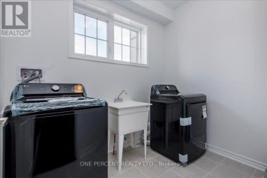 16 PEAREN LANE Barrie Ontario photo 18